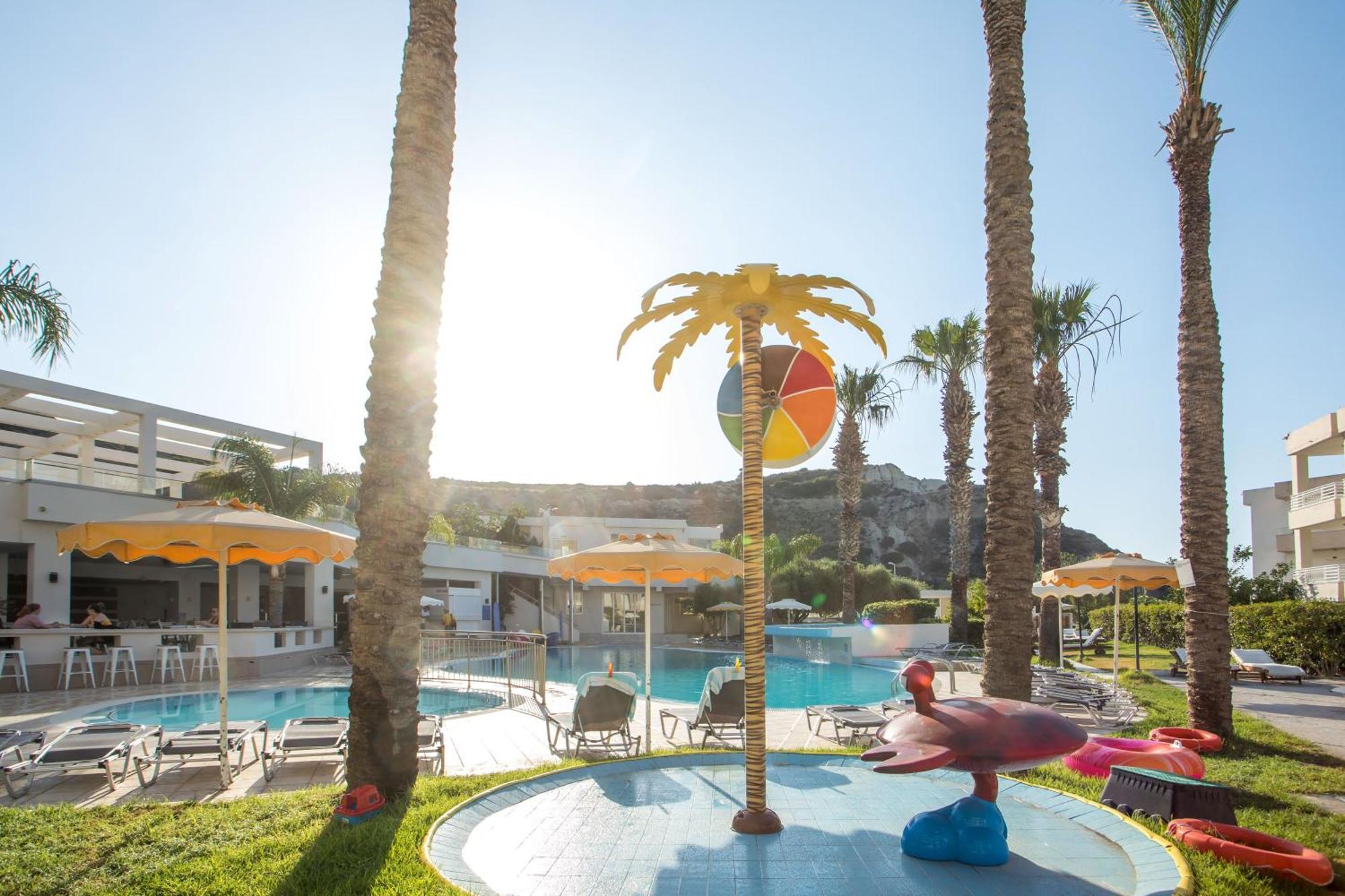 Olympia Sun Hotel ファリラキ エクステリア 写真