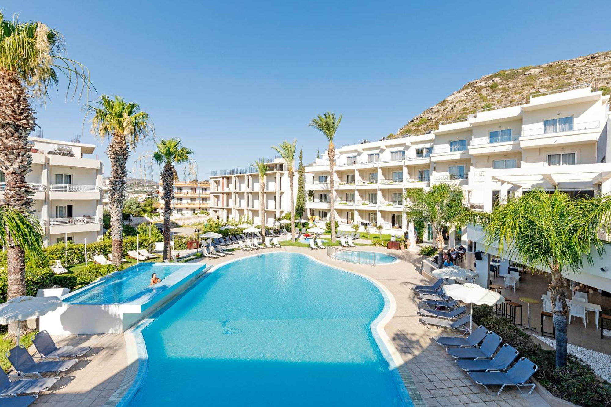Olympia Sun Hotel ファリラキ エクステリア 写真
